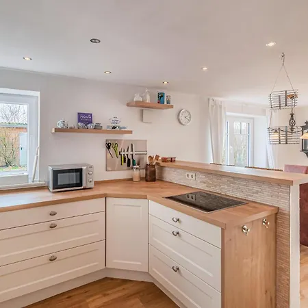 2 Bedroom Lovely In Holiday home *