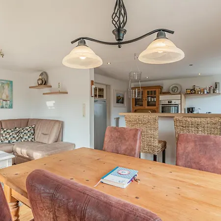 2 Bedroom Lovely In